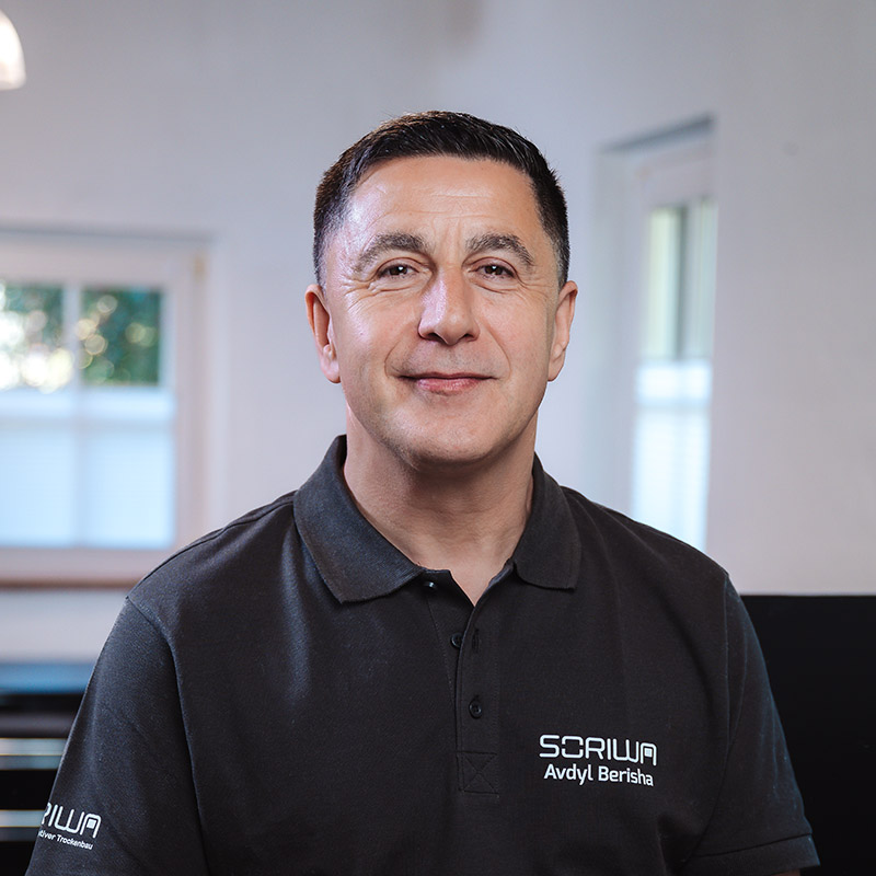Ein Portraitfoto von Avdyl Berisha, Mitarbeiter der SORIWA GmbH